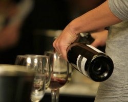 New tastings, including a historic López Heredia dinner